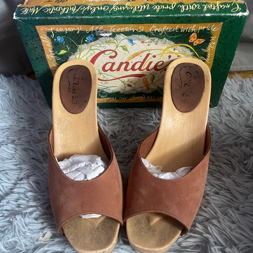 Vintage original Candie’s slides Size 8